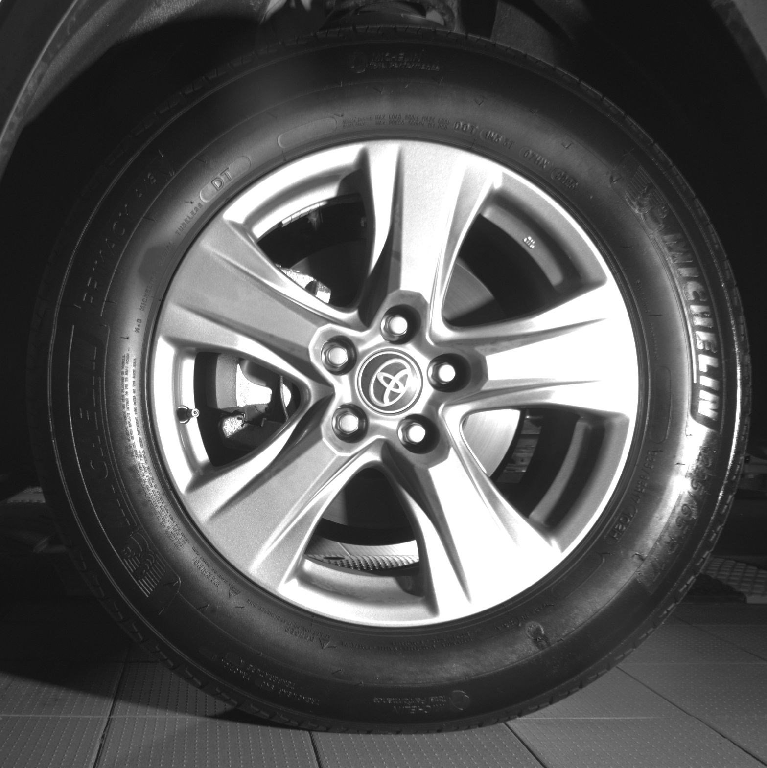 Certified 2024 Toyota RAV4 LE AWD/4WD image 9