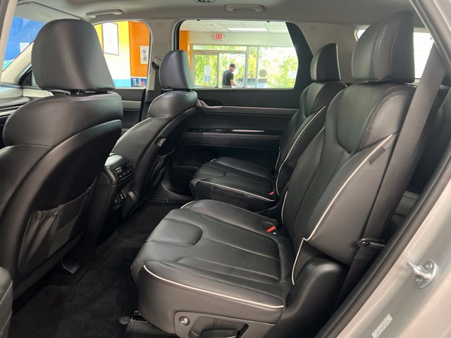 Used 2025 Hyundai Palisade SEL AWD/4WD image 16