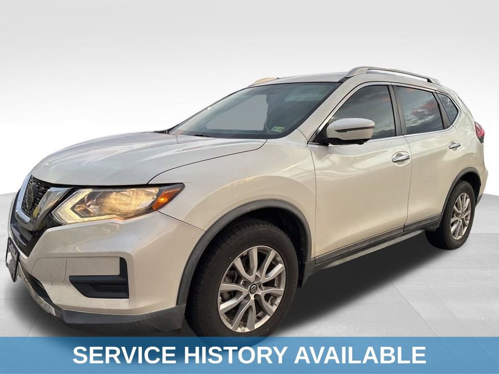 Used 2018 Nissan Rogue SV w/ Premium Package image 4