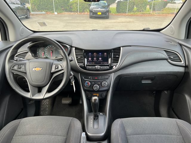 Used 2020 Chevrolet Trax LS w/ Tint and Cruise Package FWD image 11