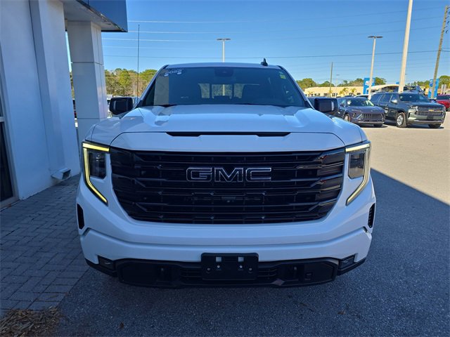 Certified 2022 GMC Sierra 1500 Elevation w/ Elevation Premium Package image 2