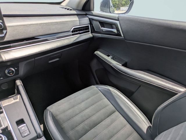 Used 2024 Mitsubishi Outlander SE FWD image 18