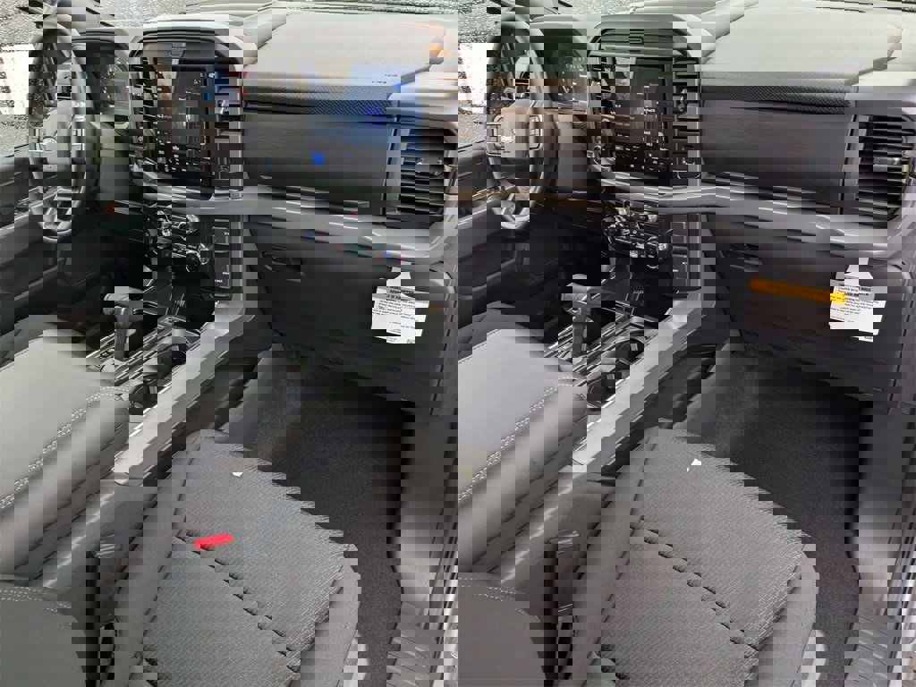 New 2026 Ford F150 XLT w/ Equipment Group 302A MID image 21