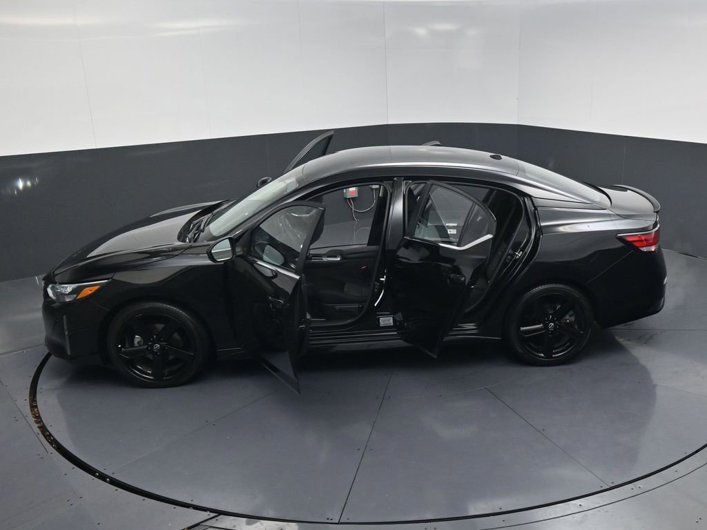 Used 2025 Nissan Sentra SR image 25