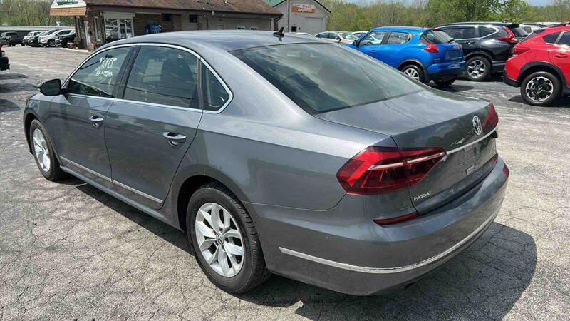 Used 2017 Volkswagen Passat 1.8T S image 6