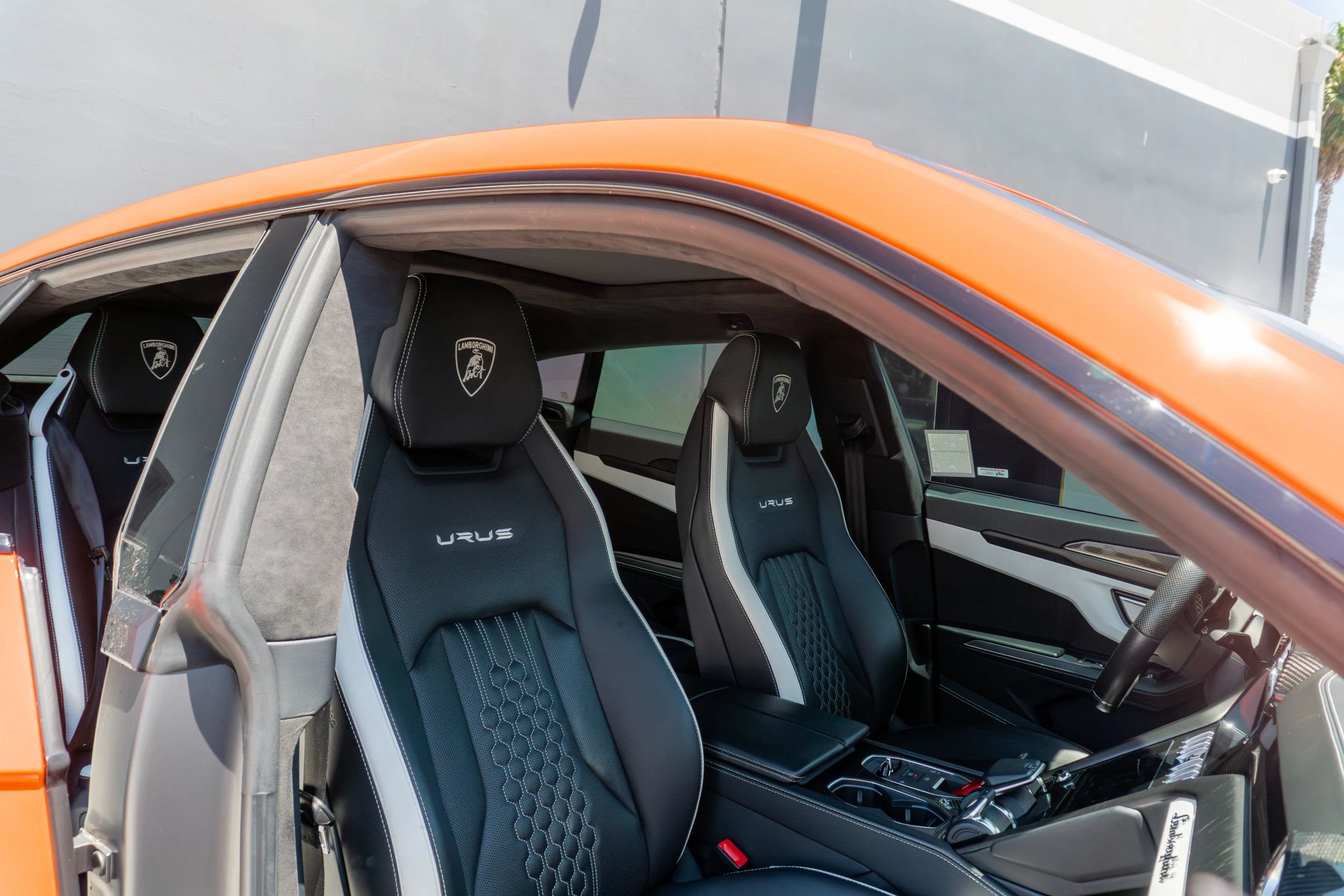 Used 2023 Lamborghini Urus S AWD/4WD image 53