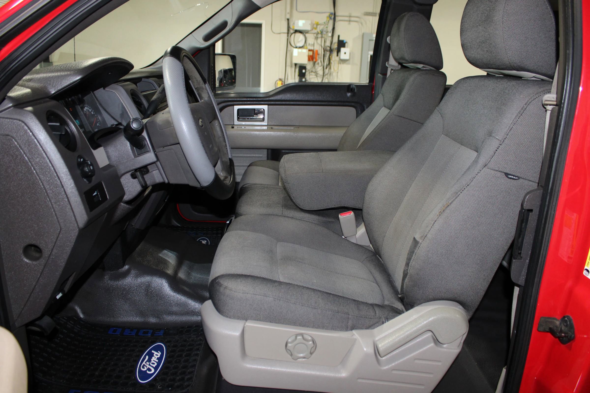 Used 2010 Ford F150 STX image 15