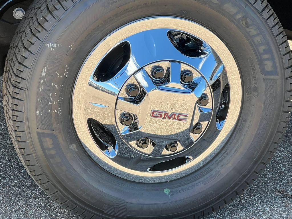 New 2026 GMC Sierra 3500 SLE w/ SLE Value Package AWD/4WD image 13