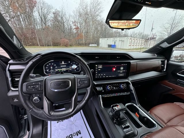 Used 2023 GMC Sierra 1500 Denali Ultimate AWD/4WD image 18