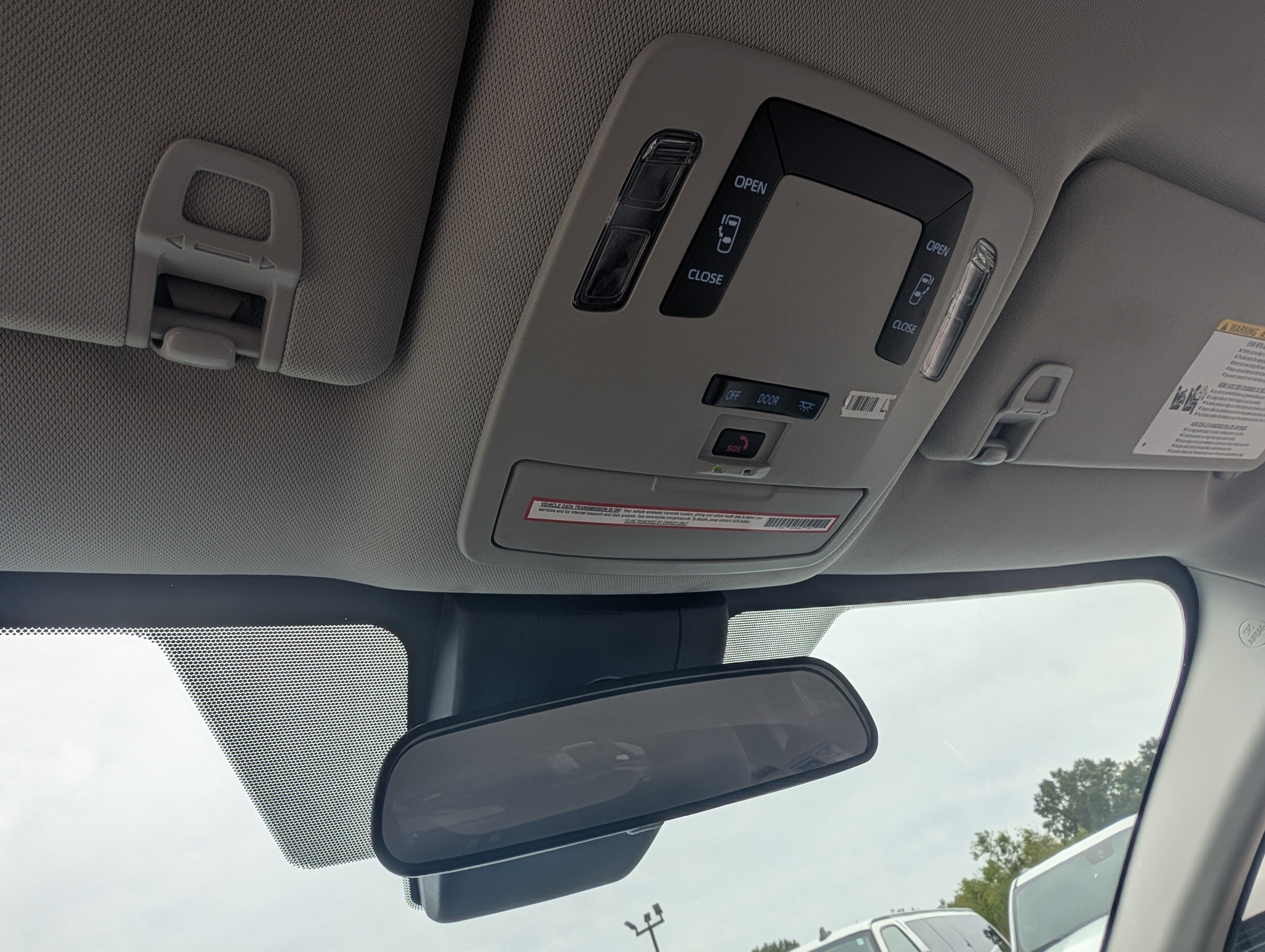 Used 2022 Toyota Sienna LE FWD image 29
