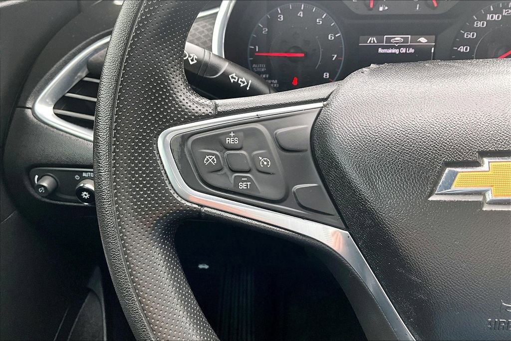 Used 2019 Chevrolet Malibu LT FWD image 17