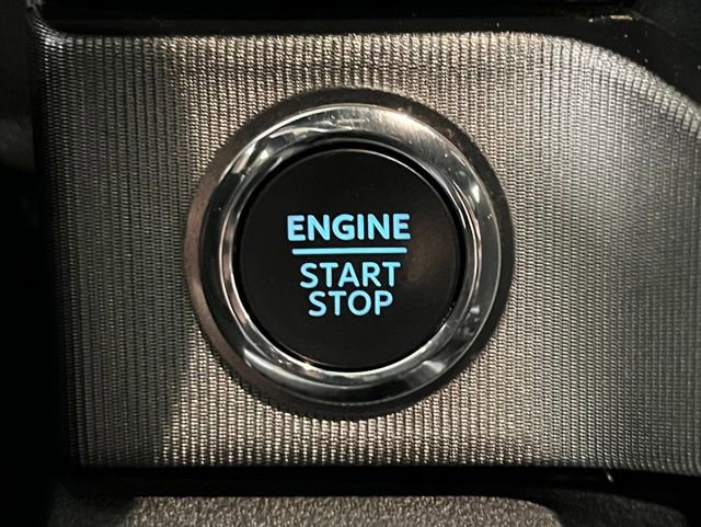 Used 2023 Ford F350 Platinum AWD/4WD image 33