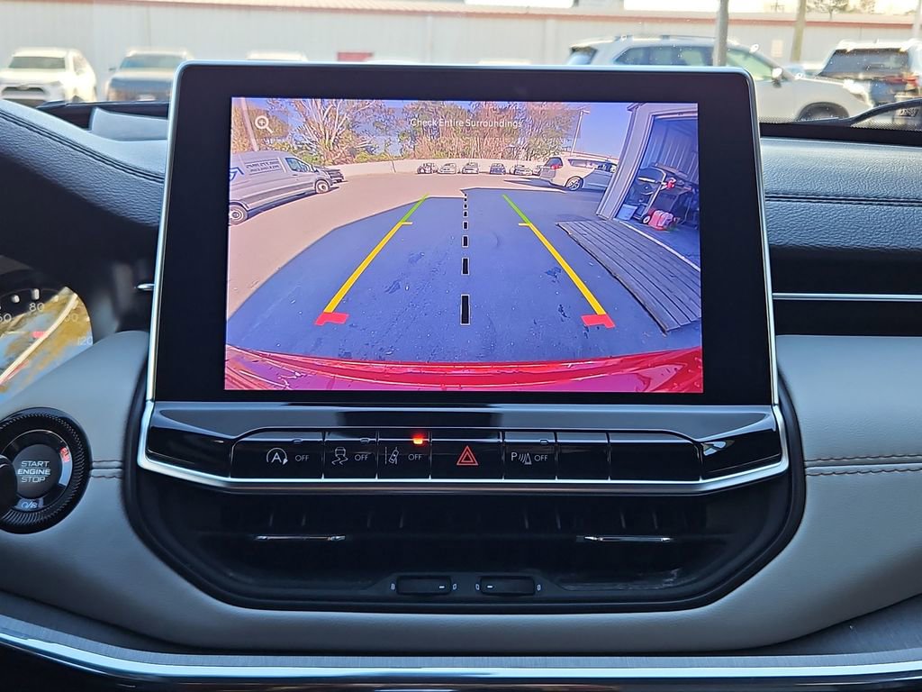 Used 2024 Jeep Compass Limited image 17