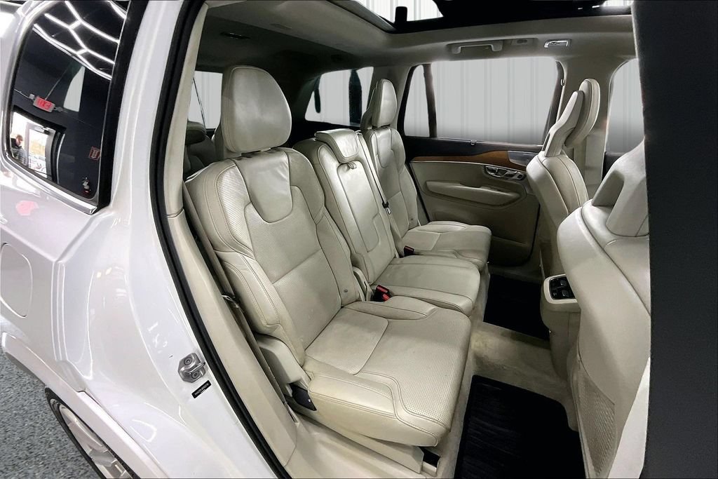 Used 2016 Volvo XC90 T6 Inscription AWD/4WD image 22
