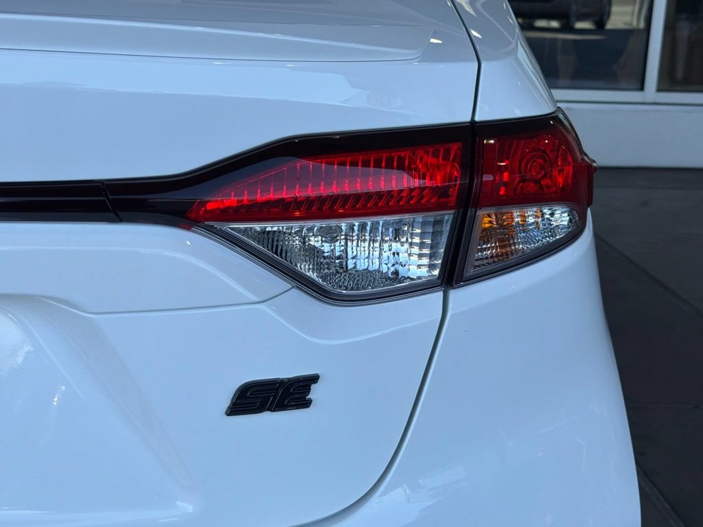 New 2026 Toyota Corolla SE FWD image 12