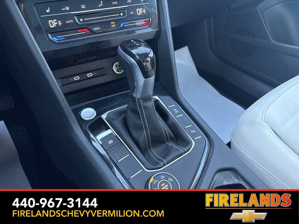 Used 2025 Volkswagen Taos SE image 22