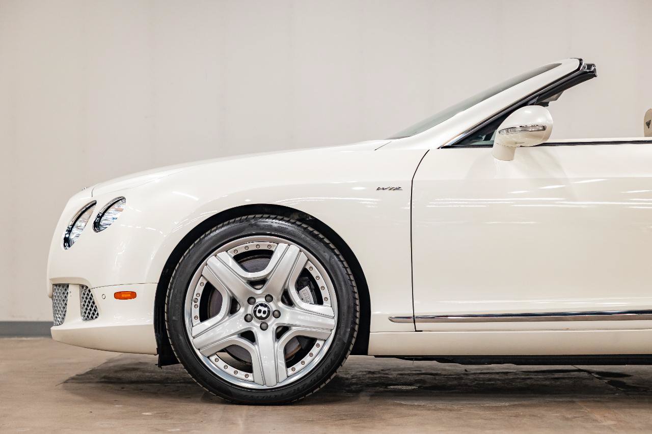 Used 2013 Bentley Continental GT AWD/4WD image 25