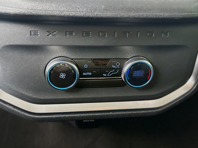Used 2025 Ford Expedition Active image 25