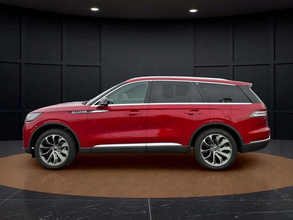 Used 2025 Lincoln Aviator Reserve w/ Illumination Package AWD/4WD image 4