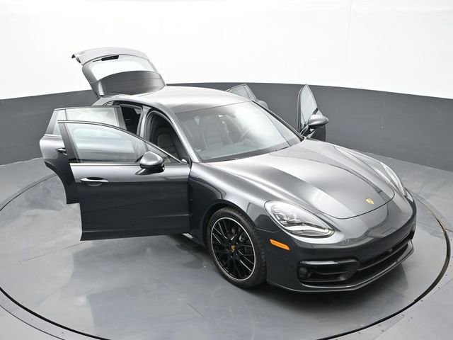 Certified 2023 Porsche Panamera 4 w/ Assistance Package image 33