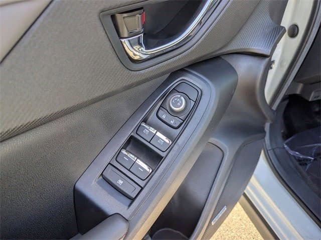 Used 2024 Subaru Crosstrek 2.5i Limited w/ Popular Package #4A image 17