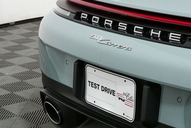 Certified 2026 Porsche 911 Carrera RWD image 32