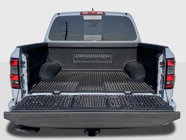 New 2026 Nissan Frontier SV w/ Tow Package RWD image 9