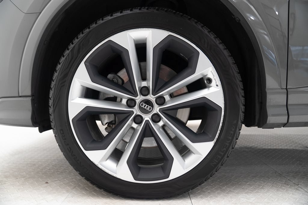 Used 2021 Audi Q3 2.0T Premium Plus w/ Premium Plus Package AWD/4WD image 41