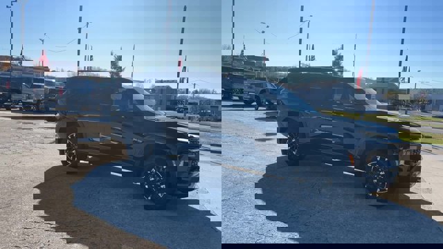 New 2026 Chevrolet Traverse Z71 w/ Driver Confidence Package image 2