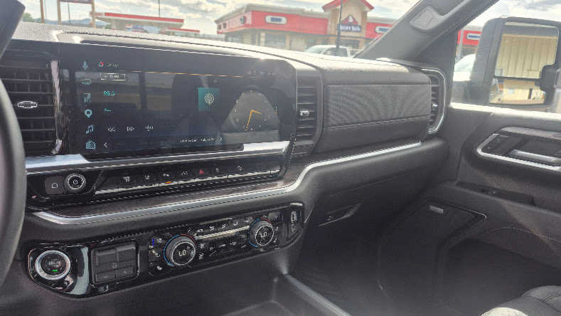 Used 2026 Chevrolet Silverado 2500 LTZ w/ Trail Boss Package AWD/4WD image 20
