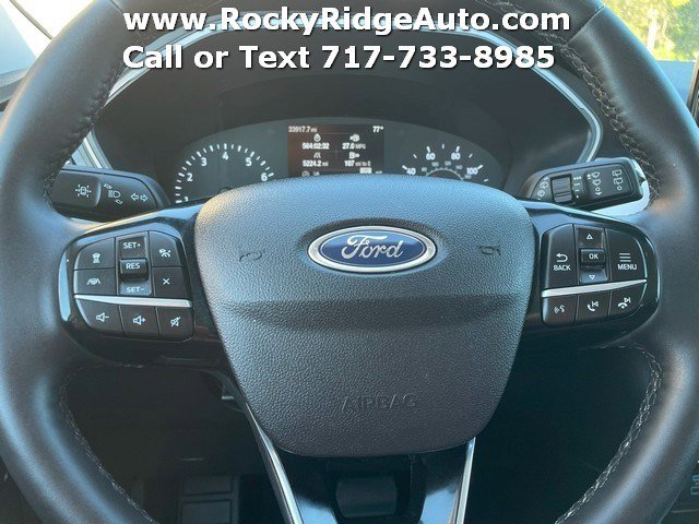 Used 2022 Ford Escape SEL w/ Class II Trailer Tow Package image 9
