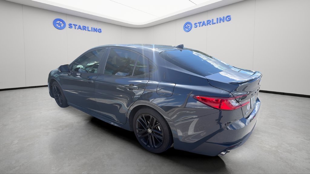 Used 2025 Toyota Camry SE FWD image 2