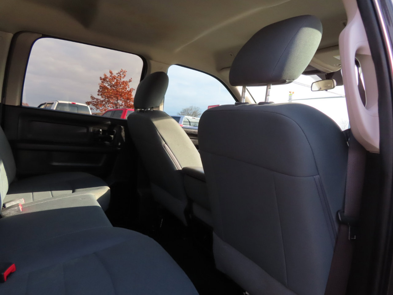 Used 2018 RAM 2500 Tradesman w/ Chrome Appearance Group image 45