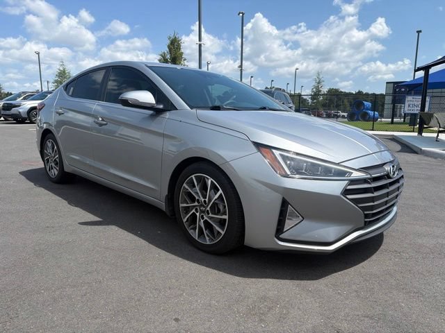 Used 2020 Hyundai Elantra Limited FWD image 3