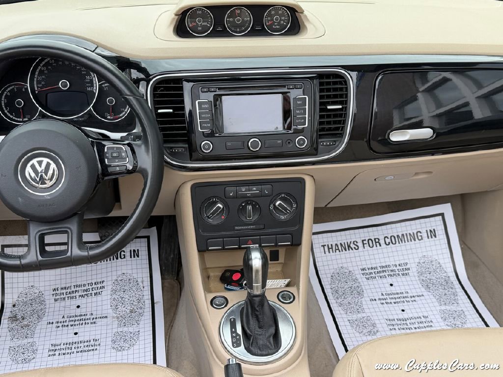 Used 2014 Volkswagen Beetle TDI FWD image 17