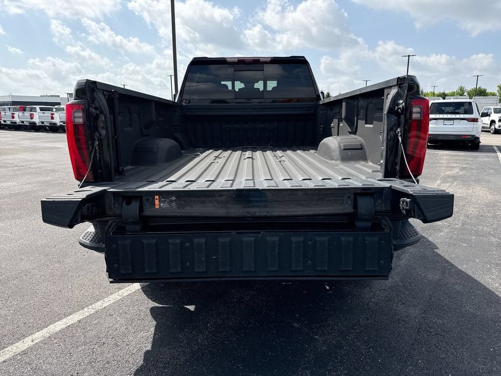 Used 2024 GMC Sierra 3500 Denali w/ Denali Reserve Package AWD/4WD image 24