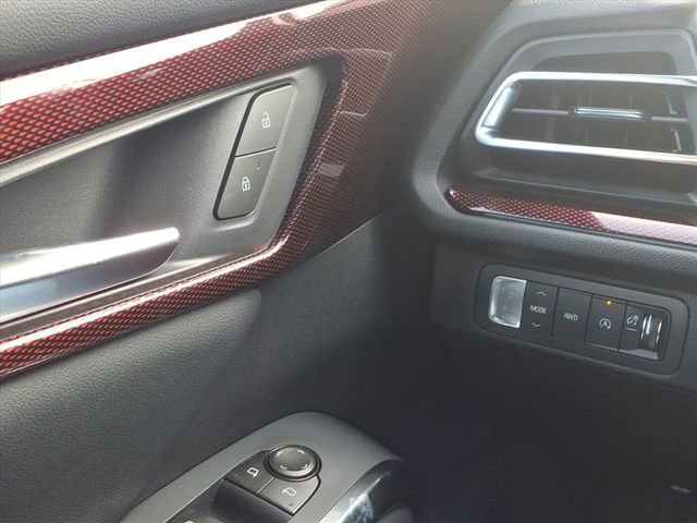 New 2026 Chevrolet Traverse Z71 image 21