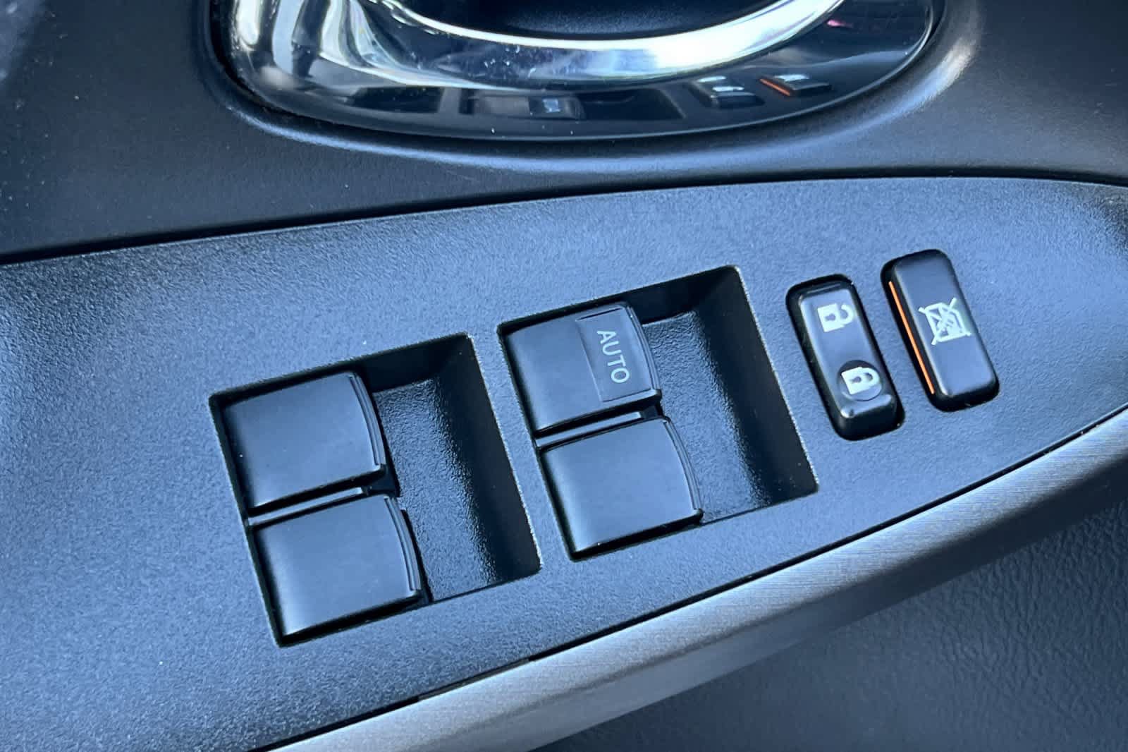Used 2010 Toyota RAV4 Sport w/ Premium Pkg FWD image 13