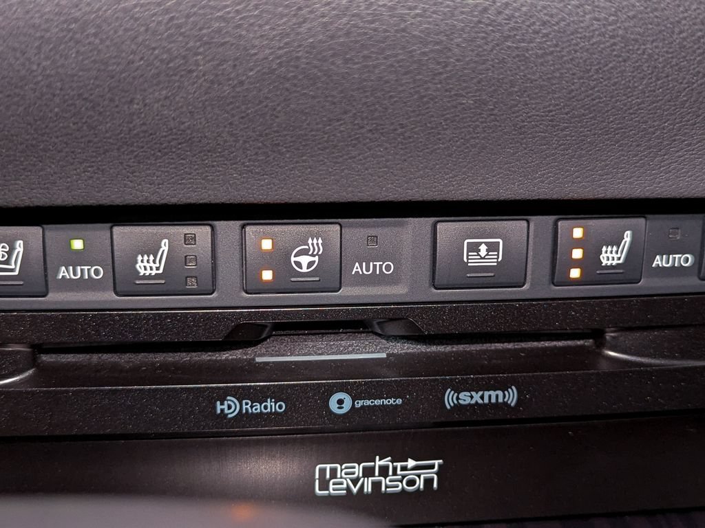 Used 2019 Lexus ES 350 Ultra Luxury w/ Accessory Package FWD image 23