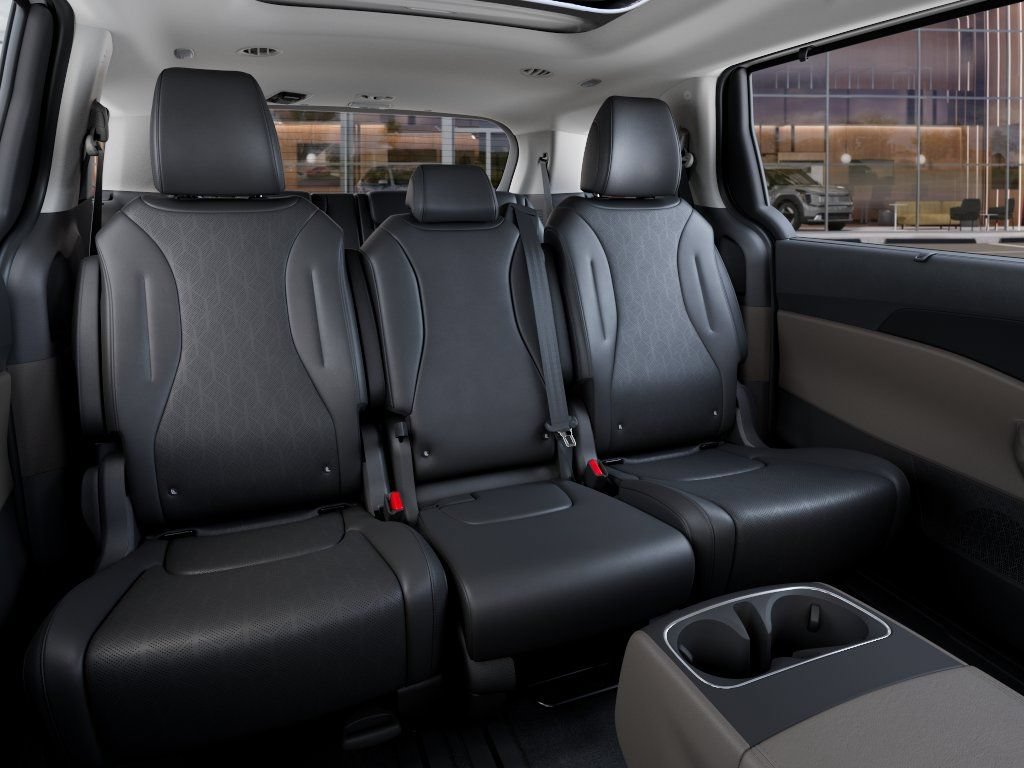 New 2026 Kia Carnival SX FWD image 16