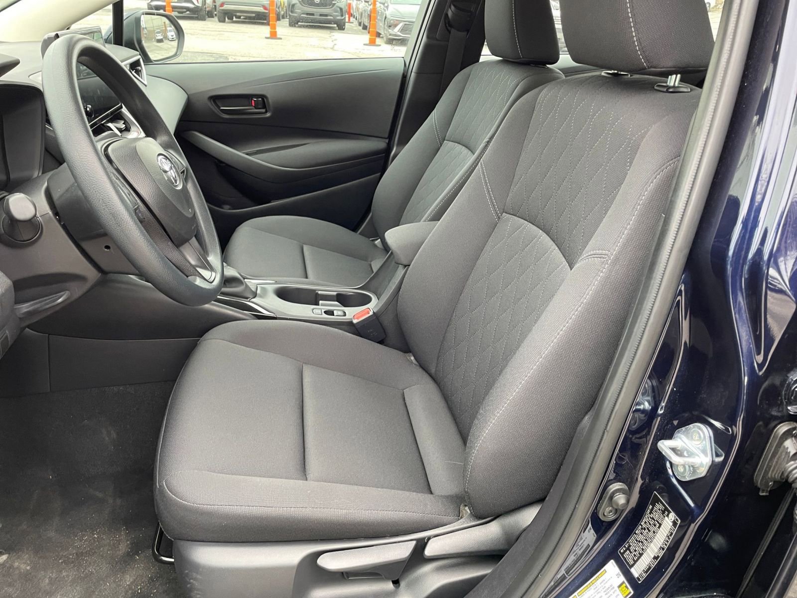 Used 2025 Toyota Corolla LE image 24