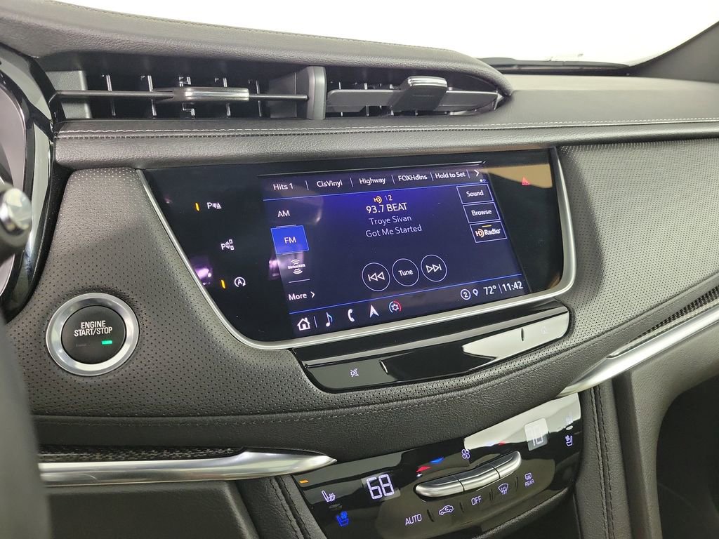 Certified 2023 Cadillac XT5 Sportv w/ Technology Package image 27