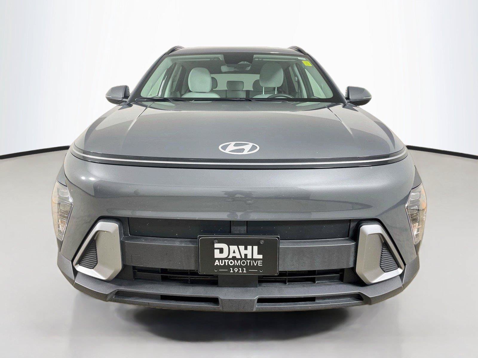 Used 2025 Hyundai Kona SEL AWD/4WD image 3