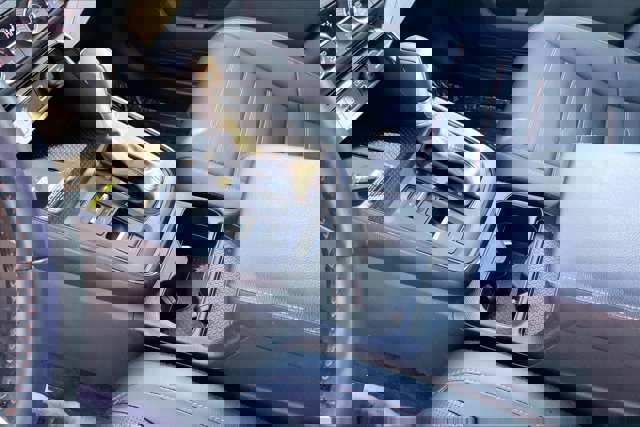 Used 2025 Honda CR-V Sport-L image 17