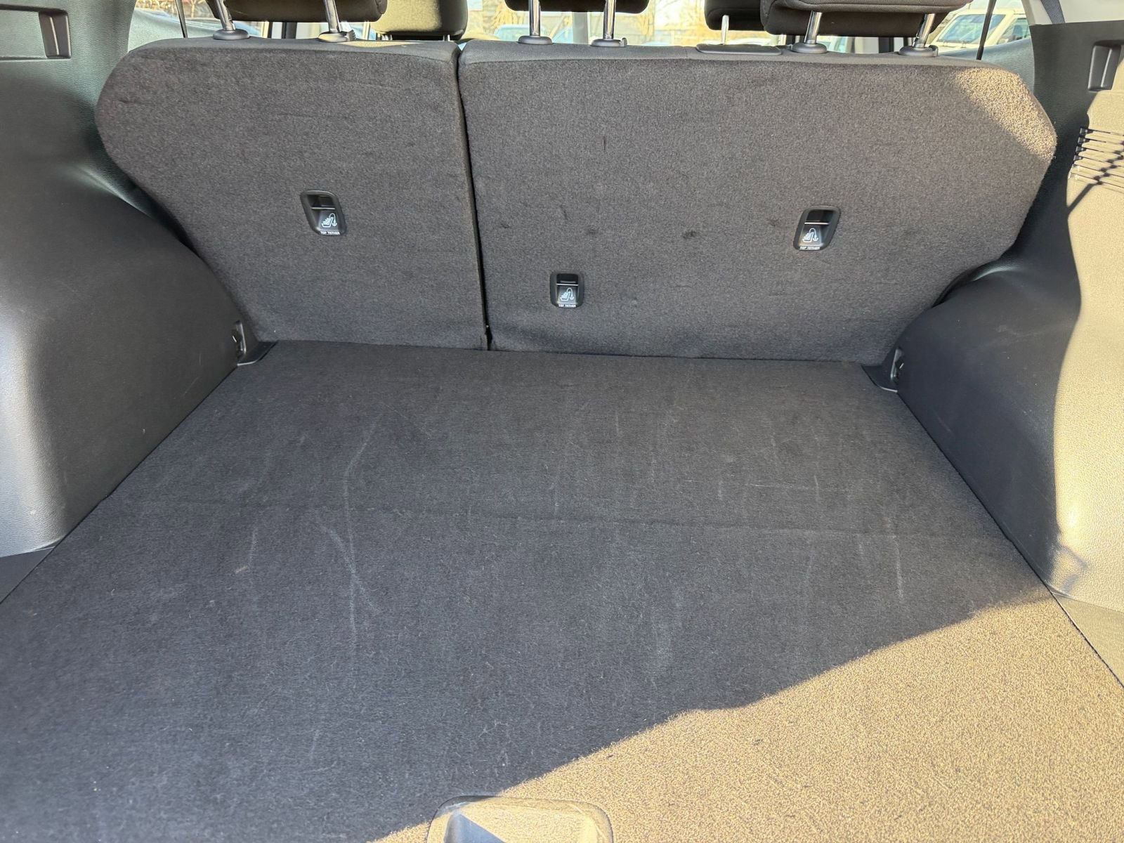 Used 2025 Kia Sportage LX image 30