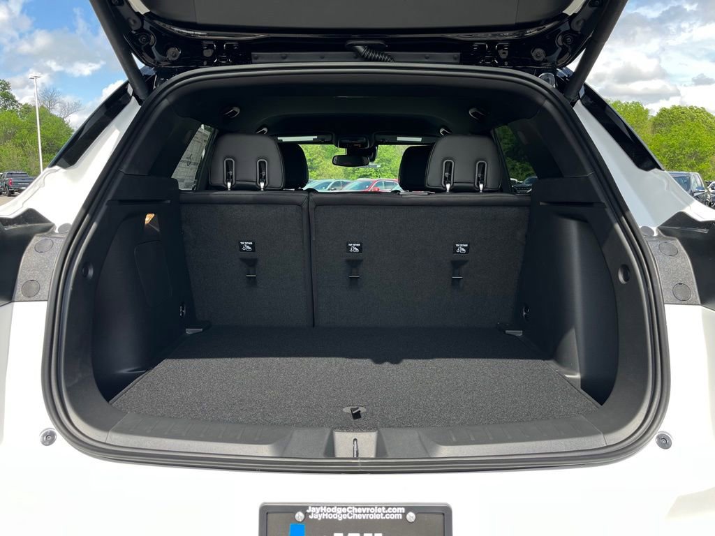 New 2026 Chevrolet TrailBlazer RS w/ Convenience Package FWD image 13