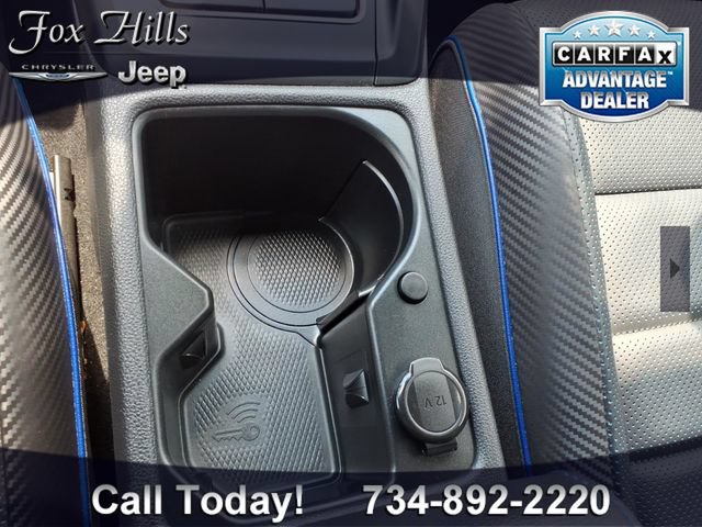Used 2022 Volkswagen Golf R AWD/4WD image 24