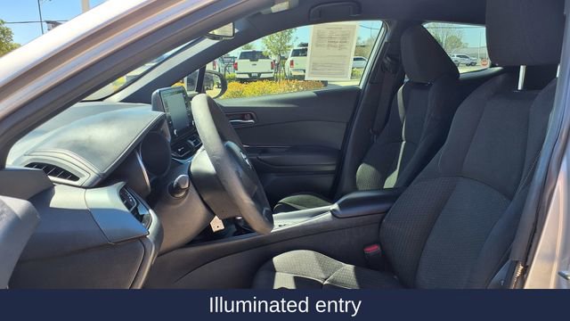 Used 2019 Toyota C-HR LE image 15