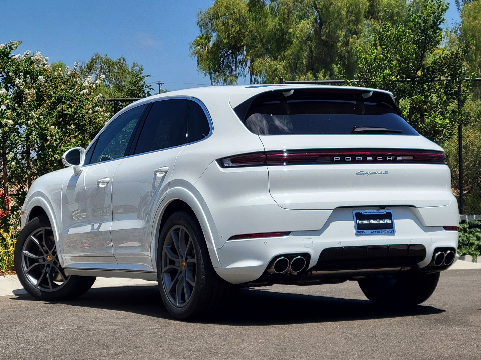 New 2026 Porsche Cayenne S AWD/4WD image 3