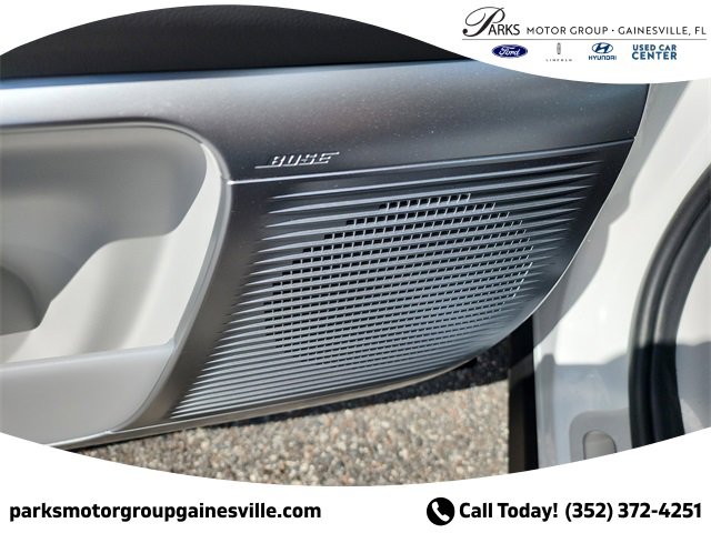 New 2026 Hyundai Ioniq 9 Limited image 17